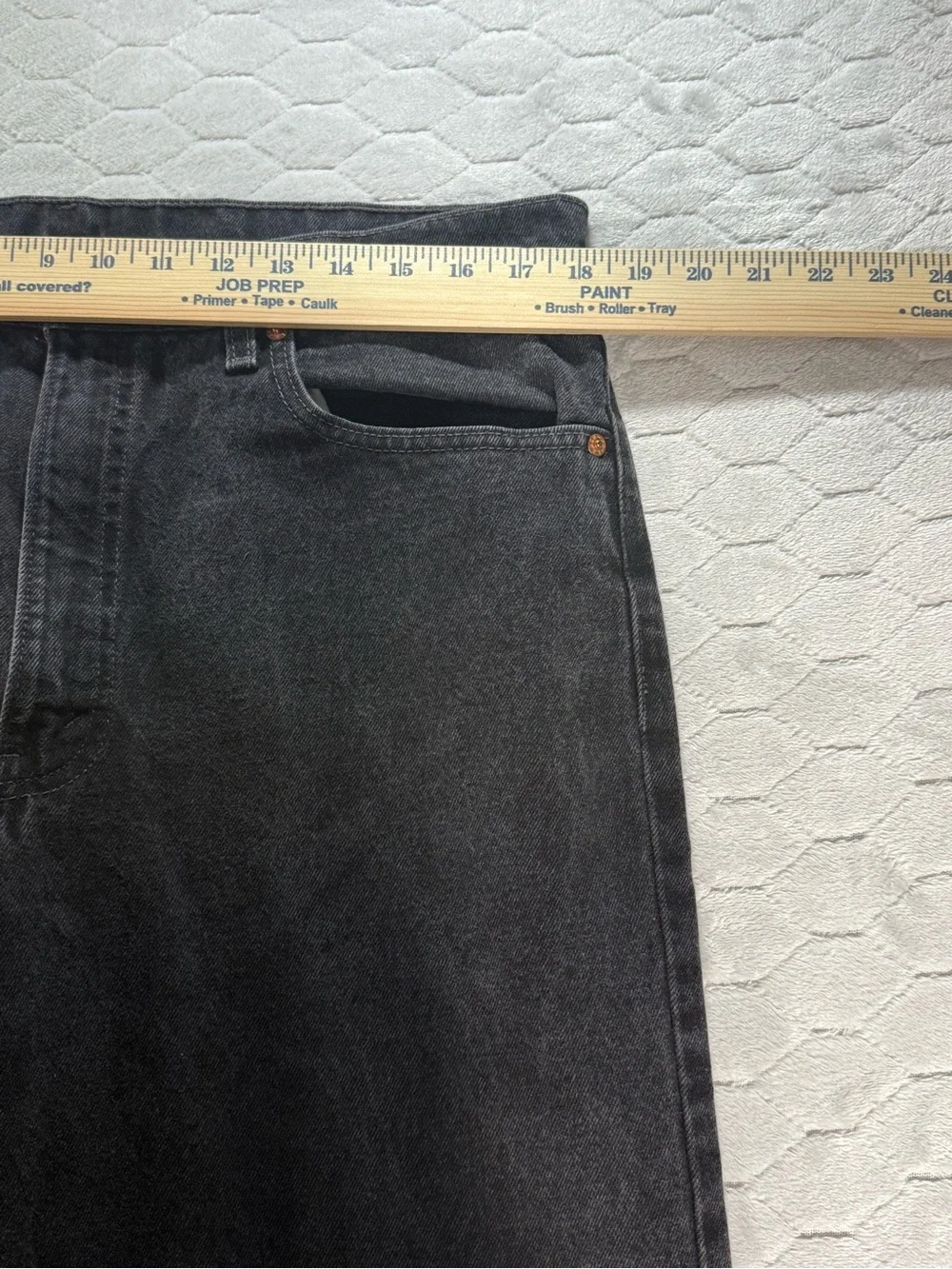 Vintage 1998 Levi’s 550 Black Jeans USA Made 38x30 Fits 36x30